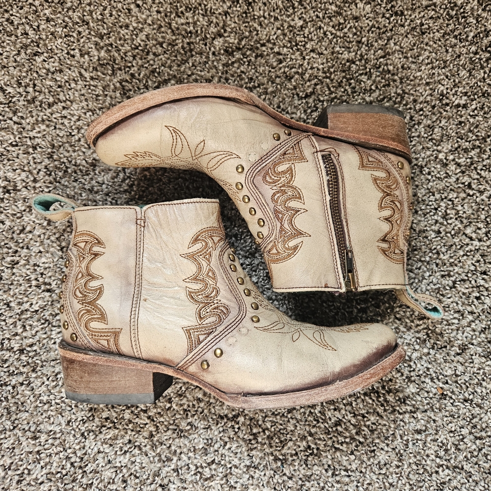 Corral Women's Tan Western Studded Ankle Boots